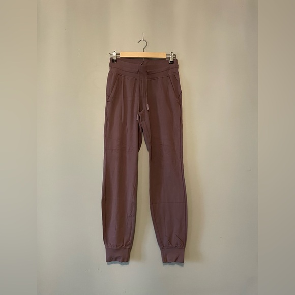 Lululemon Ready to Rulu High-Rise Jogger - Dusky Lavender - Picture 3 of 8